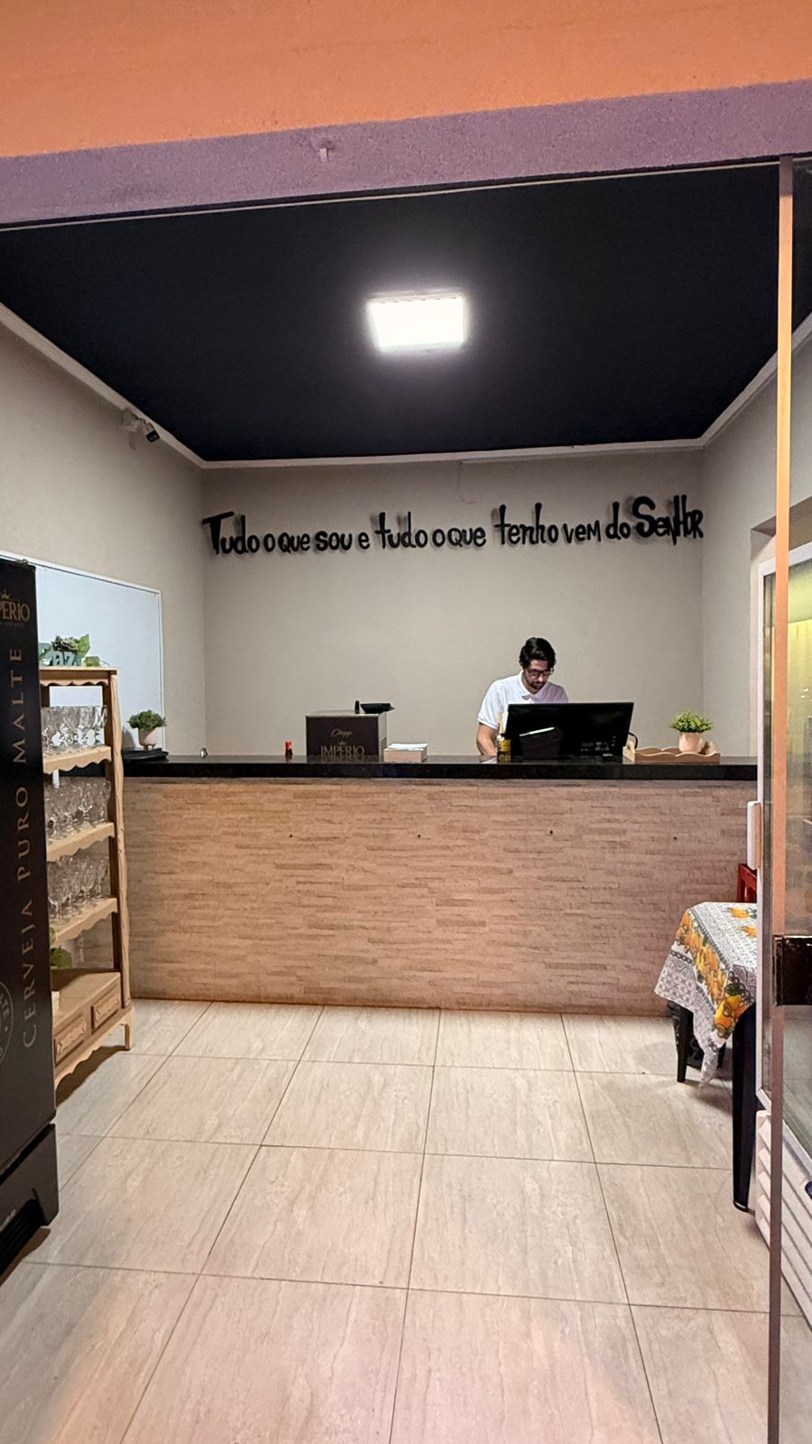 Balcão da Cestari Pastéis